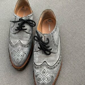 Diesel Men's Metallic Silver Wingtip Derbys